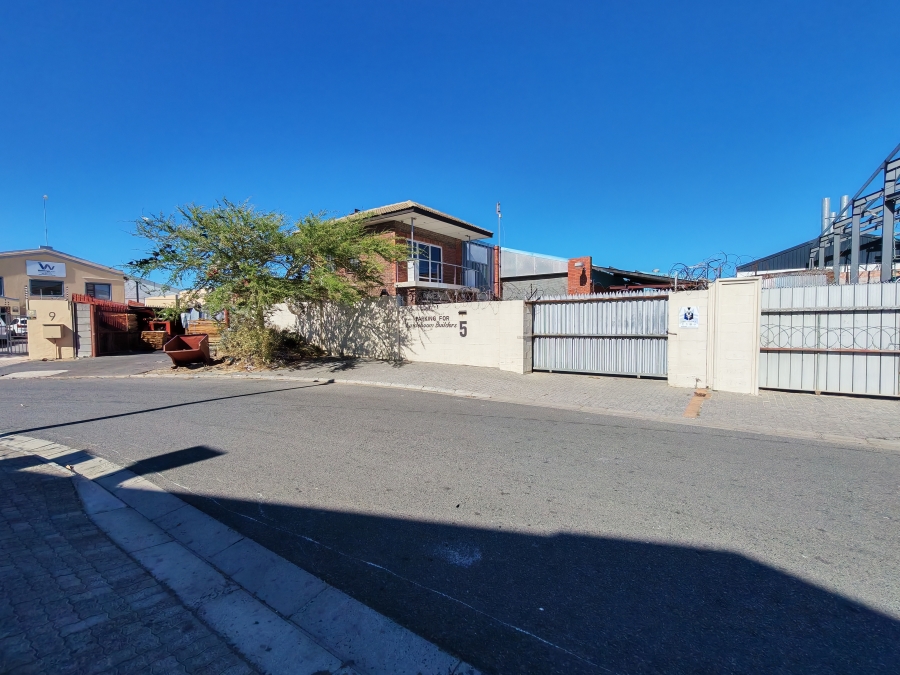 To Let Commercial Property for Rent in Strand Central Western Cape